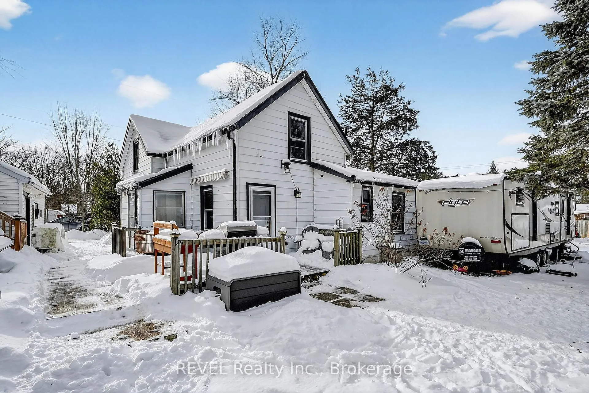Photo 40 of 24 Margaret Street, Thorold, Port Robinson — HOMEH