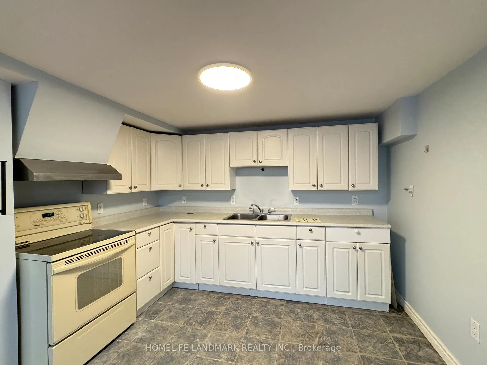 Photo 7 of Unit Unit 1, 22 Willow Fern Drive, Barrie, Ardagh — HOMEH