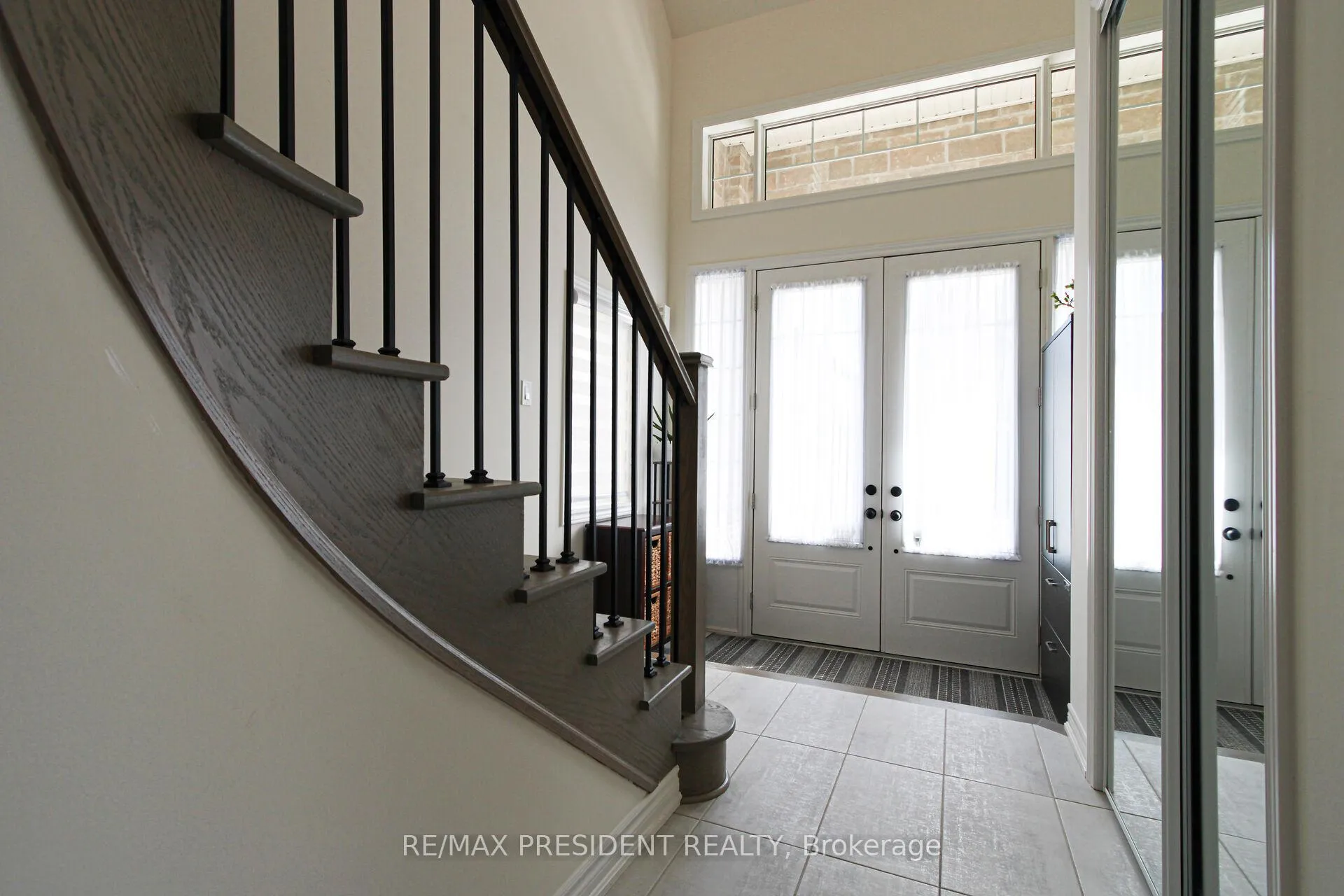 Photo 20 of 3911 Koenig Road, Burlington, Alton — HOMEH