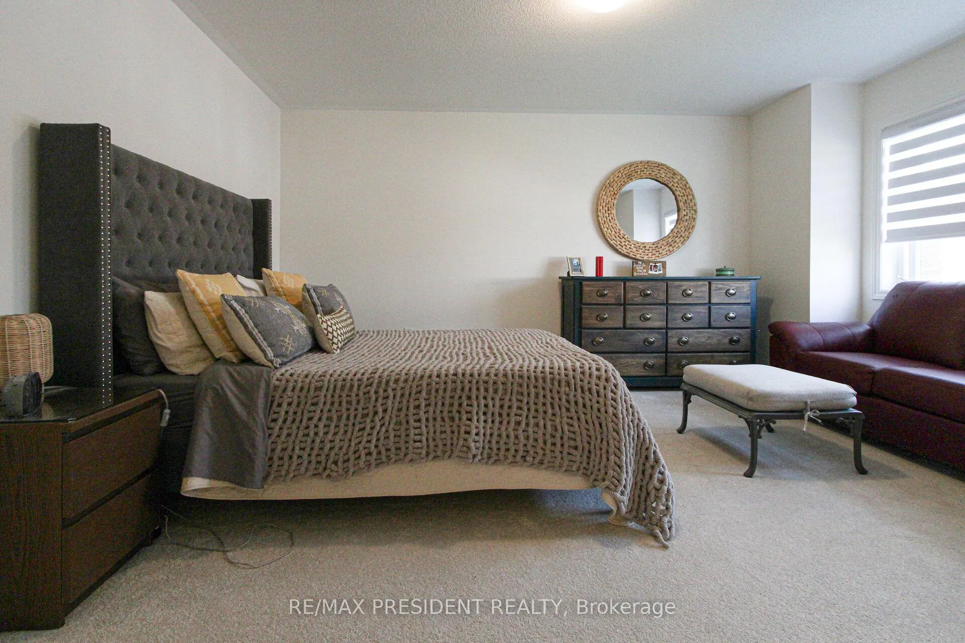 Photo 22 of 3911 Koenig Road, Burlington, Alton — HOMEH