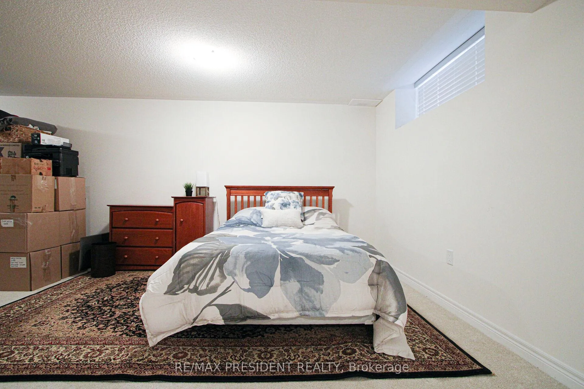 Photo 33 of 3911 Koenig Road, Burlington, Alton — HOMEH