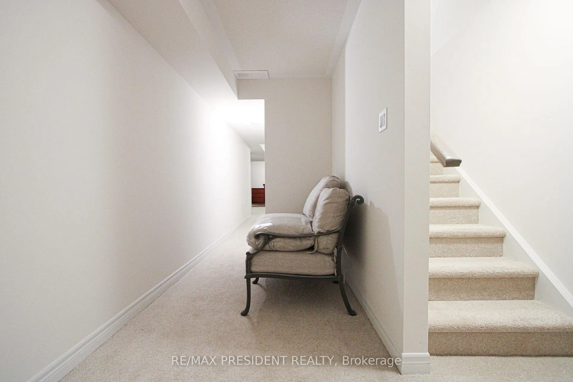Photo 36 of 3911 Koenig Road, Burlington, Alton — HOMEH