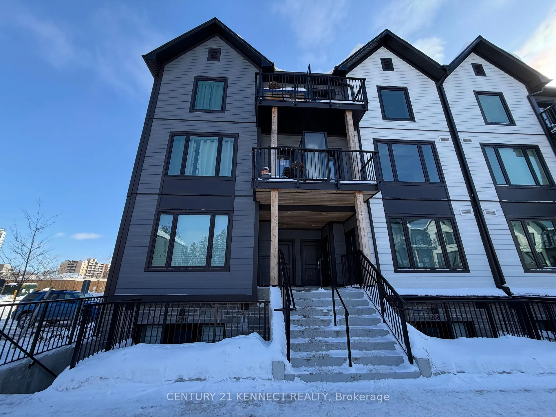 Photo 1 of Unit 202, 708 Woolwich Street, Guelph, Riverside Park — HOMEH