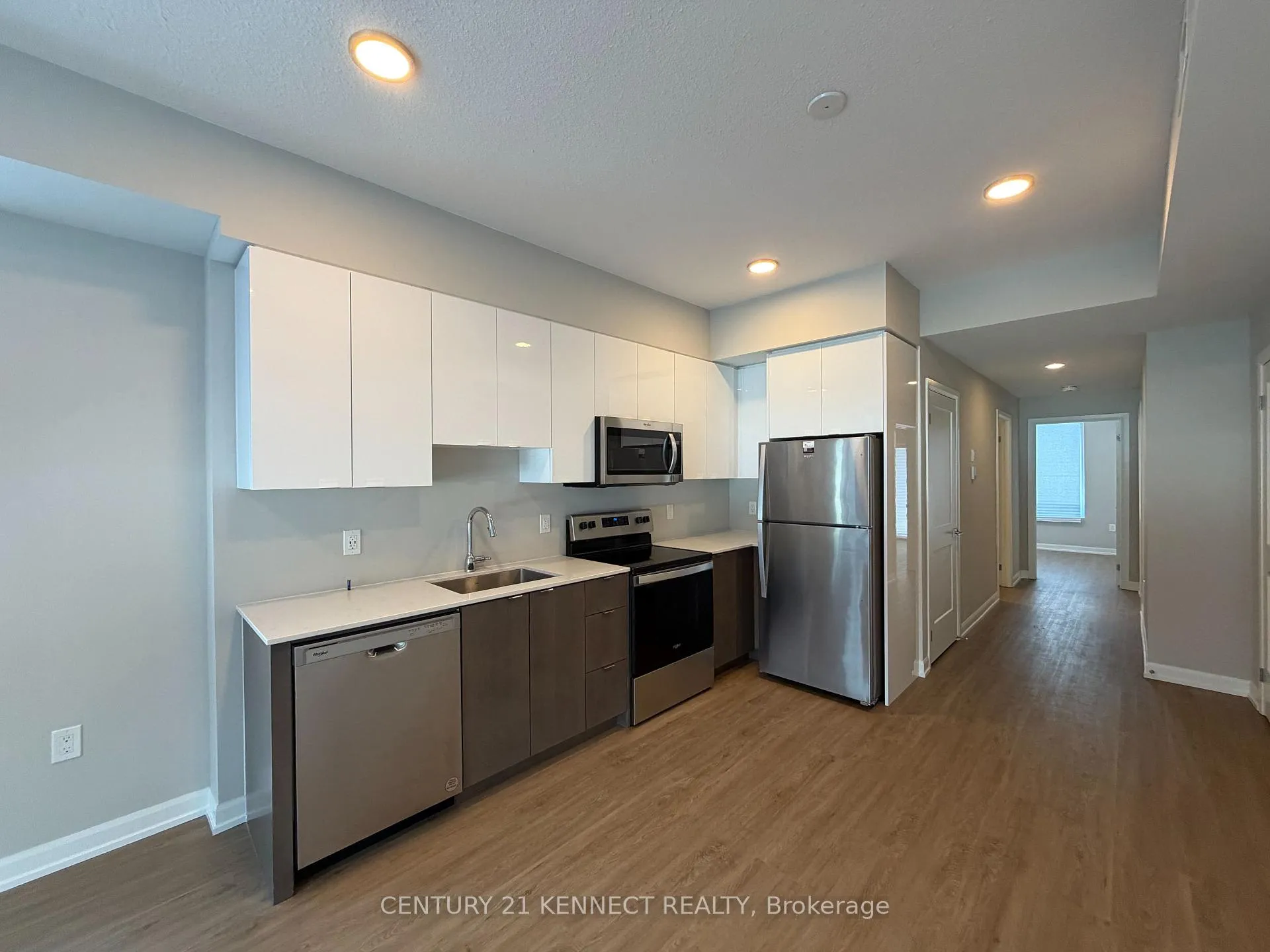 Photo 4 of Unit 202, 708 Woolwich Street, Guelph, Riverside Park — HOMEH