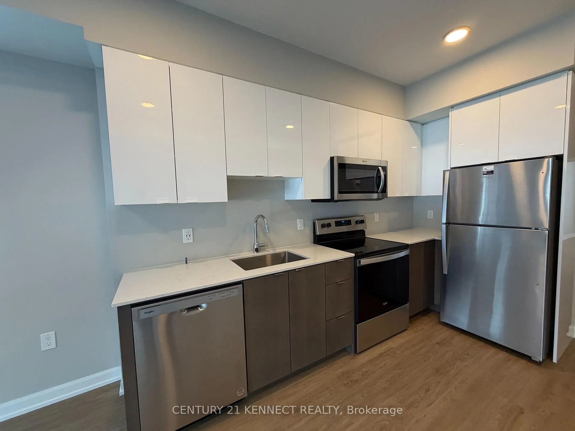 Photo 7 of Unit 202, 708 Woolwich Street, Guelph, Riverside Park — HOMEH