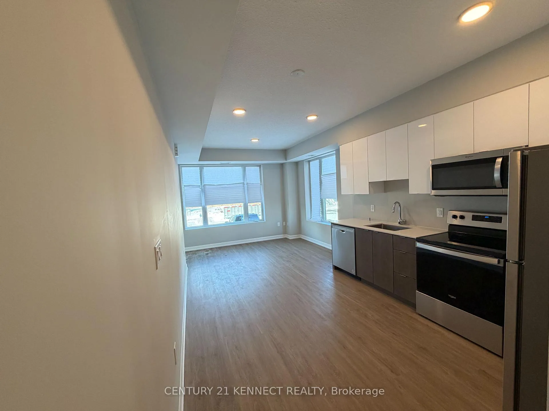 Photo 9 of Unit 202, 708 Woolwich Street, Guelph, Riverside Park — HOMEH