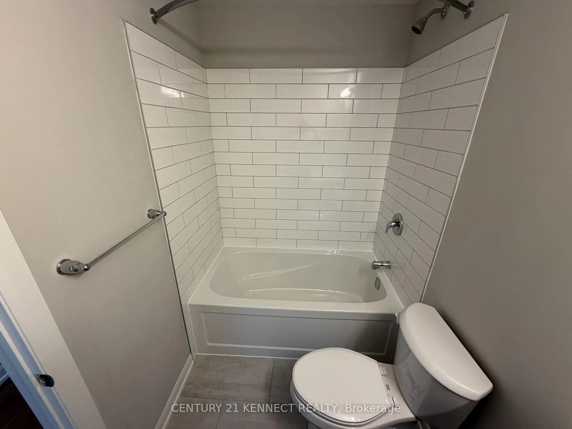 Photo 10 of Unit 202, 708 Woolwich Street, Guelph, Riverside Park — HOMEH