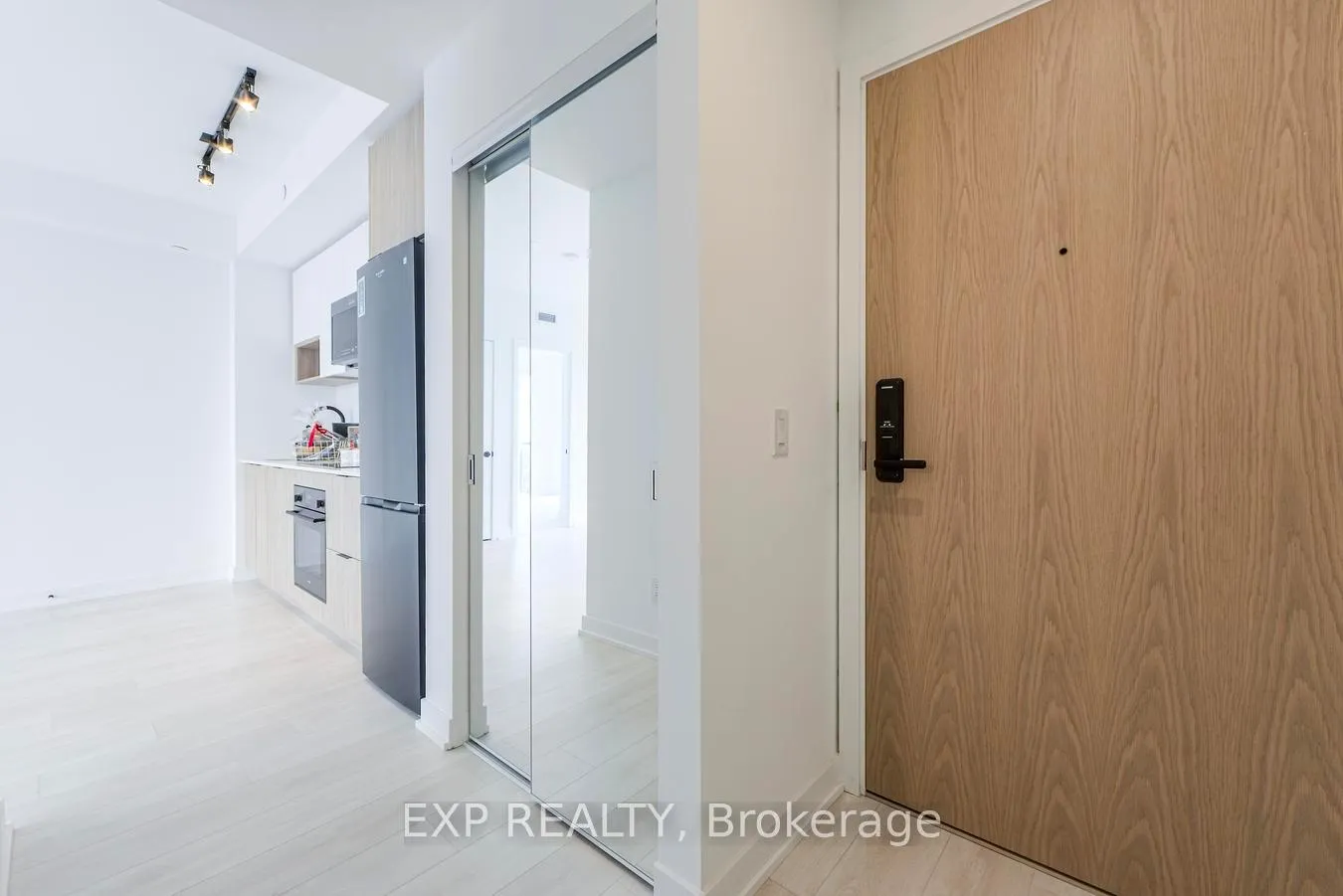 Photo 7 of Unit 3708, 5 Defries Street, Toronto, Regent Park — HOMEH