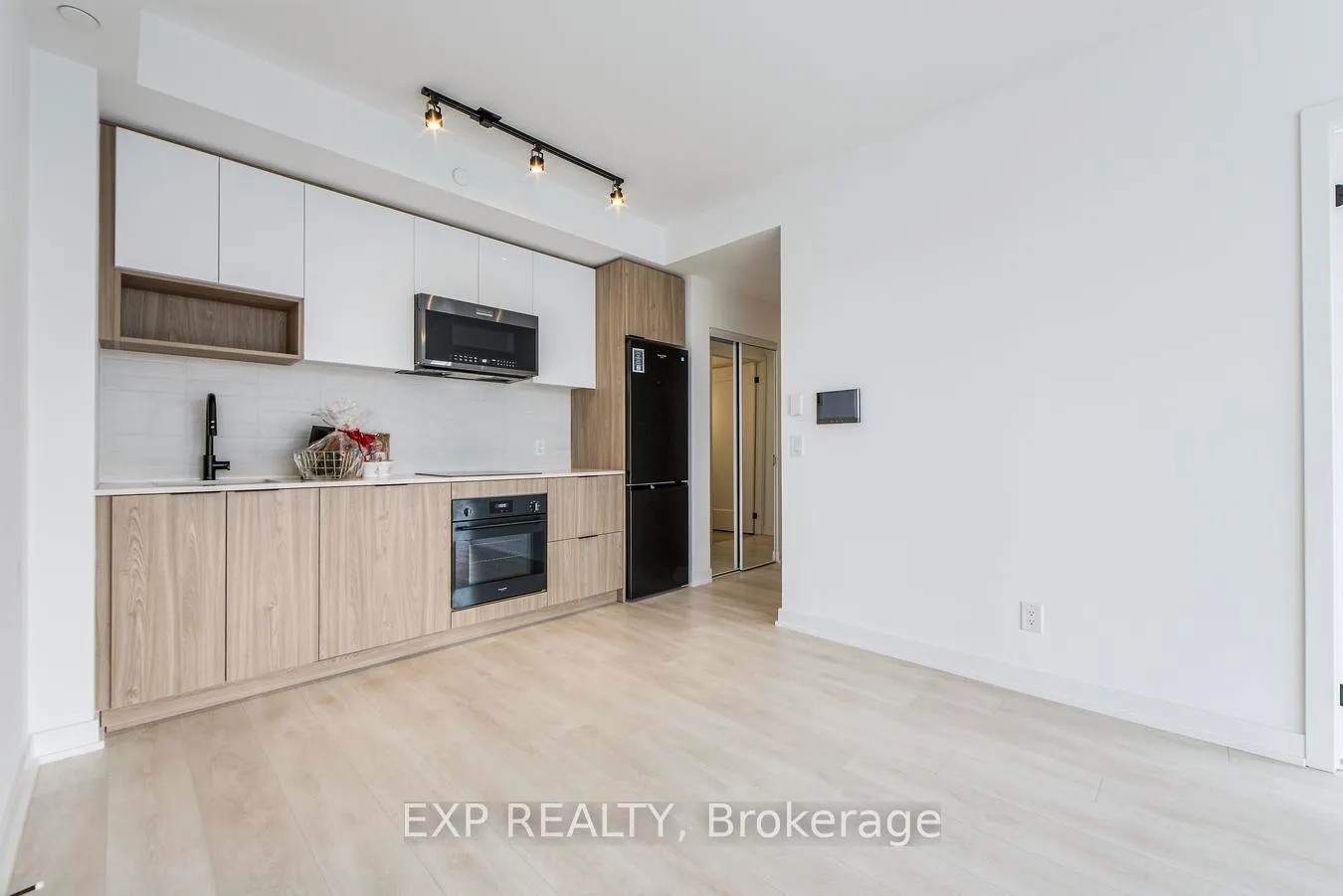 Photo 11 of Unit 3708, 5 Defries Street, Toronto, Regent Park — HOMEH