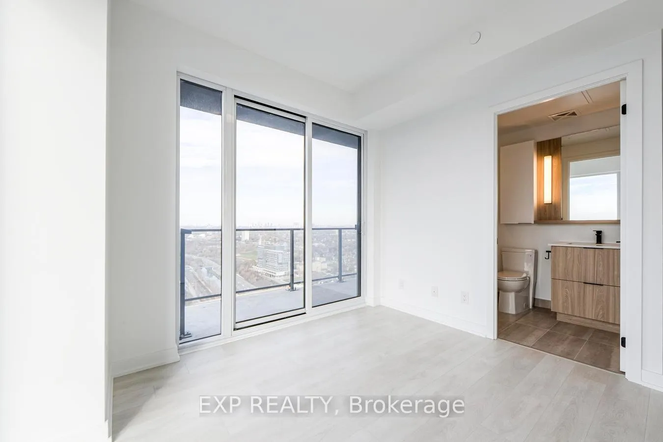 Photo 22 of Unit 3708, 5 Defries Street, Toronto, Regent Park — HOMEH