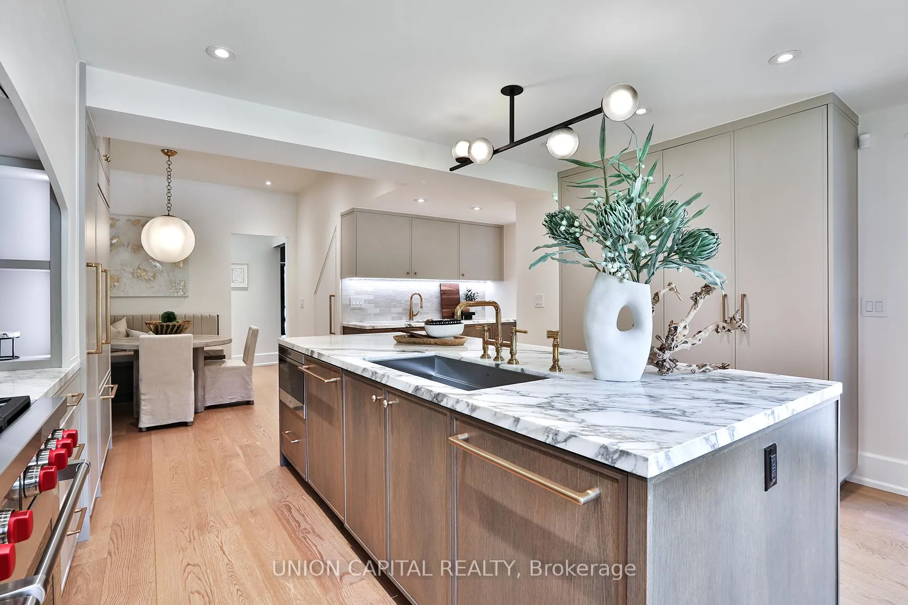 Photo 17 of 16 Lytton Boulevard, Toronto, Lawrence Park South — HOMEH