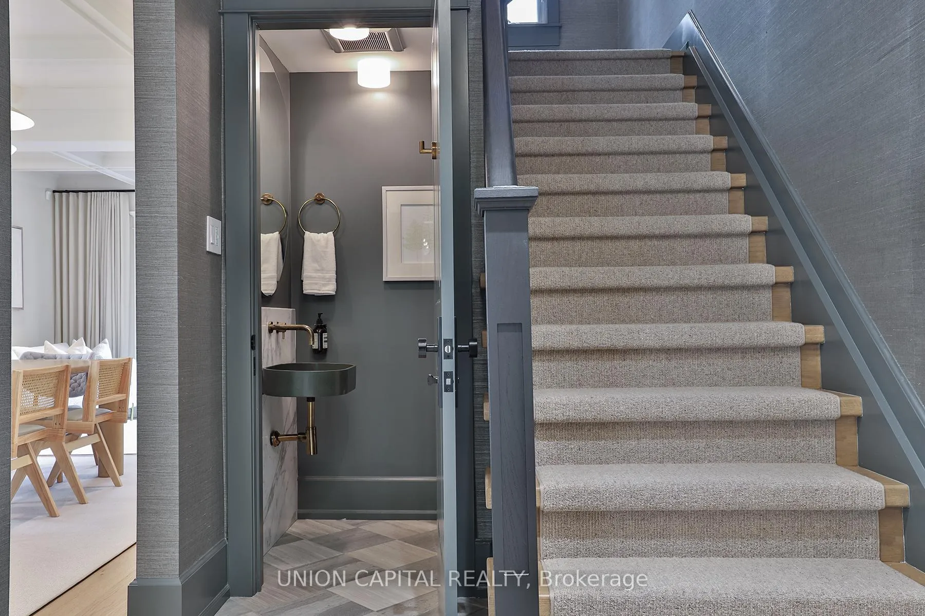 Photo 20 of 16 Lytton Boulevard, Toronto, Lawrence Park South — HOMEH