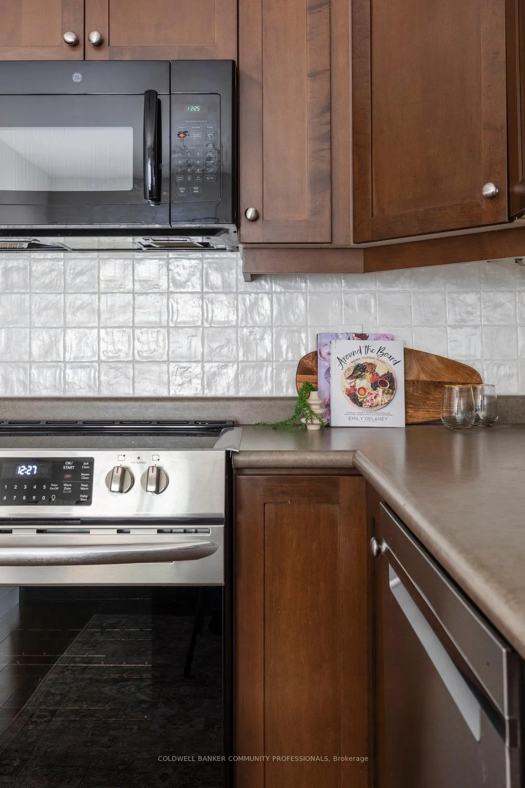Photo 21 of Unit 35, 130 Southbrook Drive, Hamilton, Binbrook — HOMEH