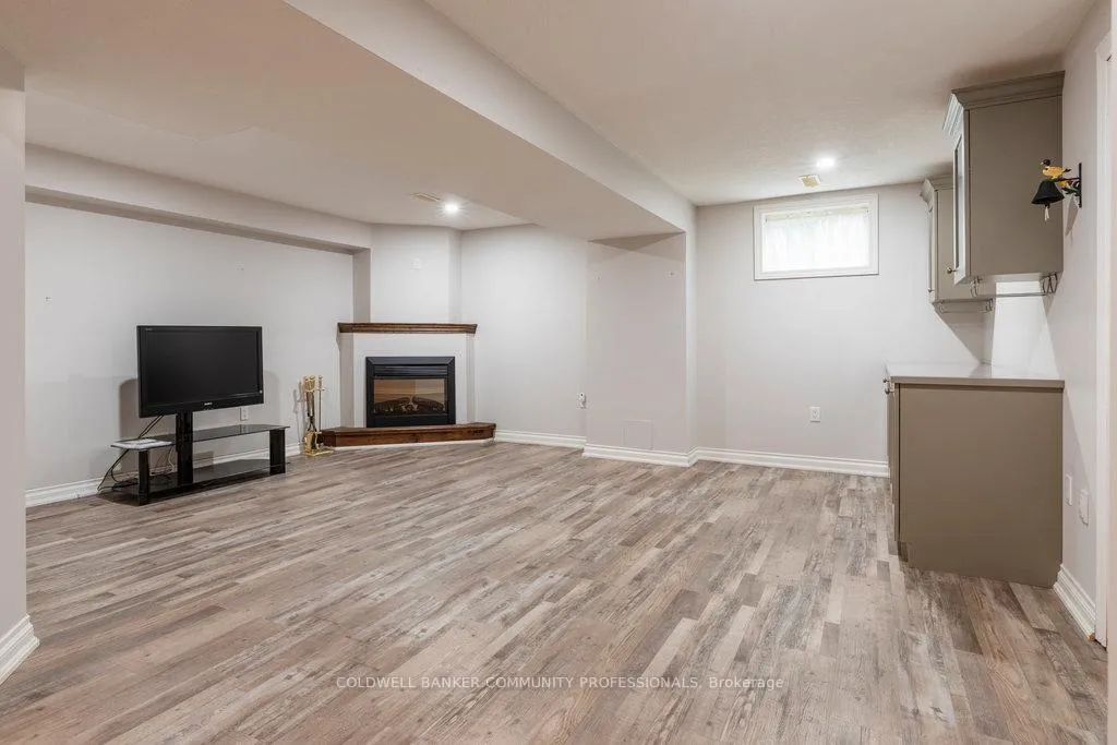 Photo 35 of Unit 35, 130 Southbrook Drive, Hamilton, Binbrook — HOMEH