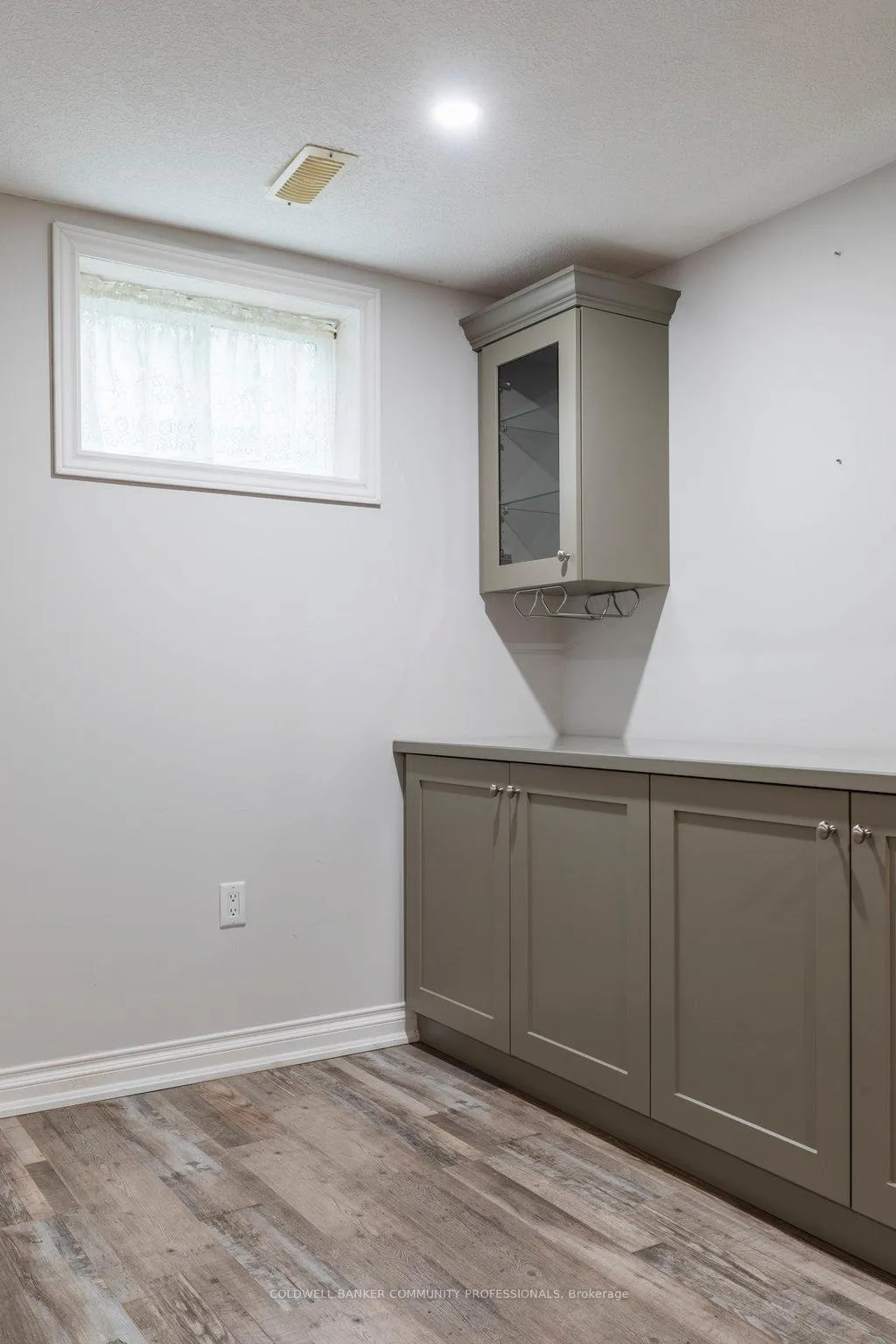 Photo 37 of Unit 35, 130 Southbrook Drive, Hamilton, Binbrook — HOMEH