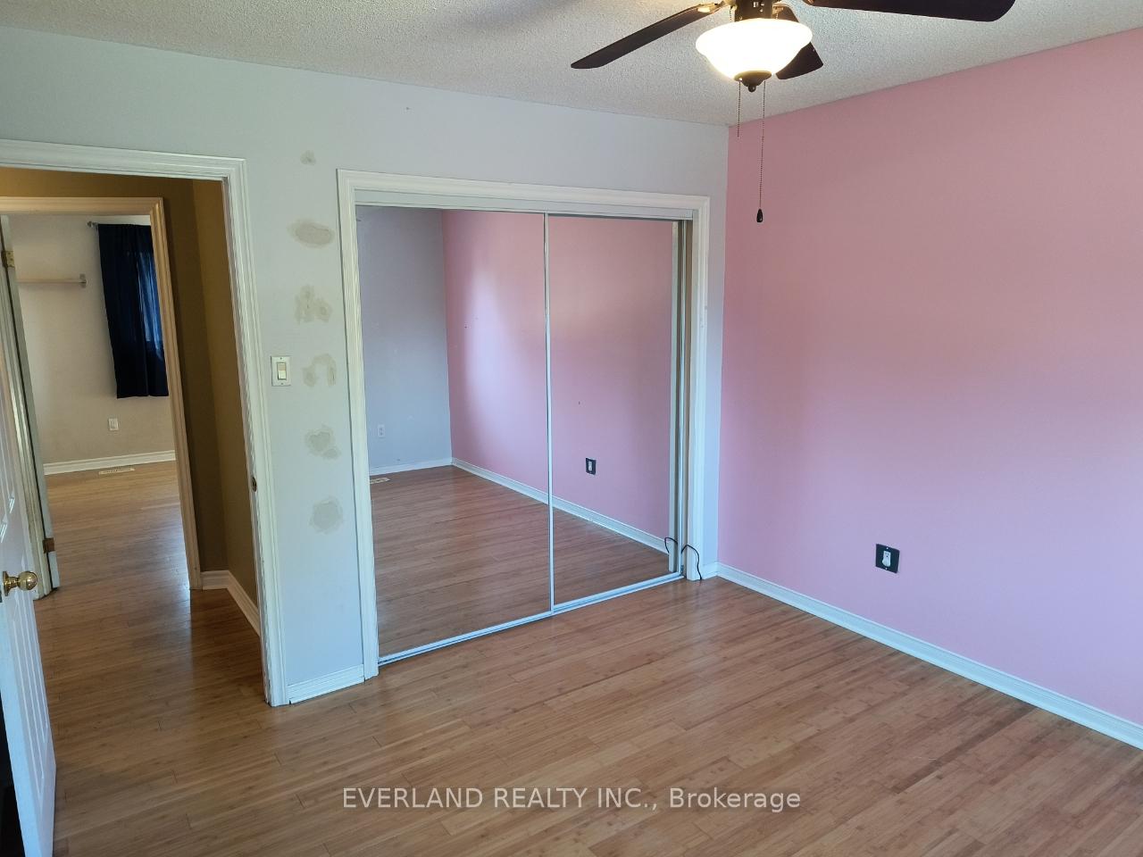 Photo 6 of 12 Eileen Drive, Barrie, Allandale Heights — HOMEH