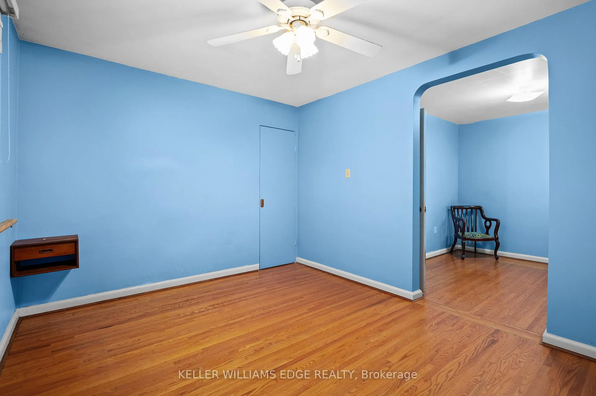 Photo 20 of 38 Osler Drive, Hamilton, Dundas — HOMEH