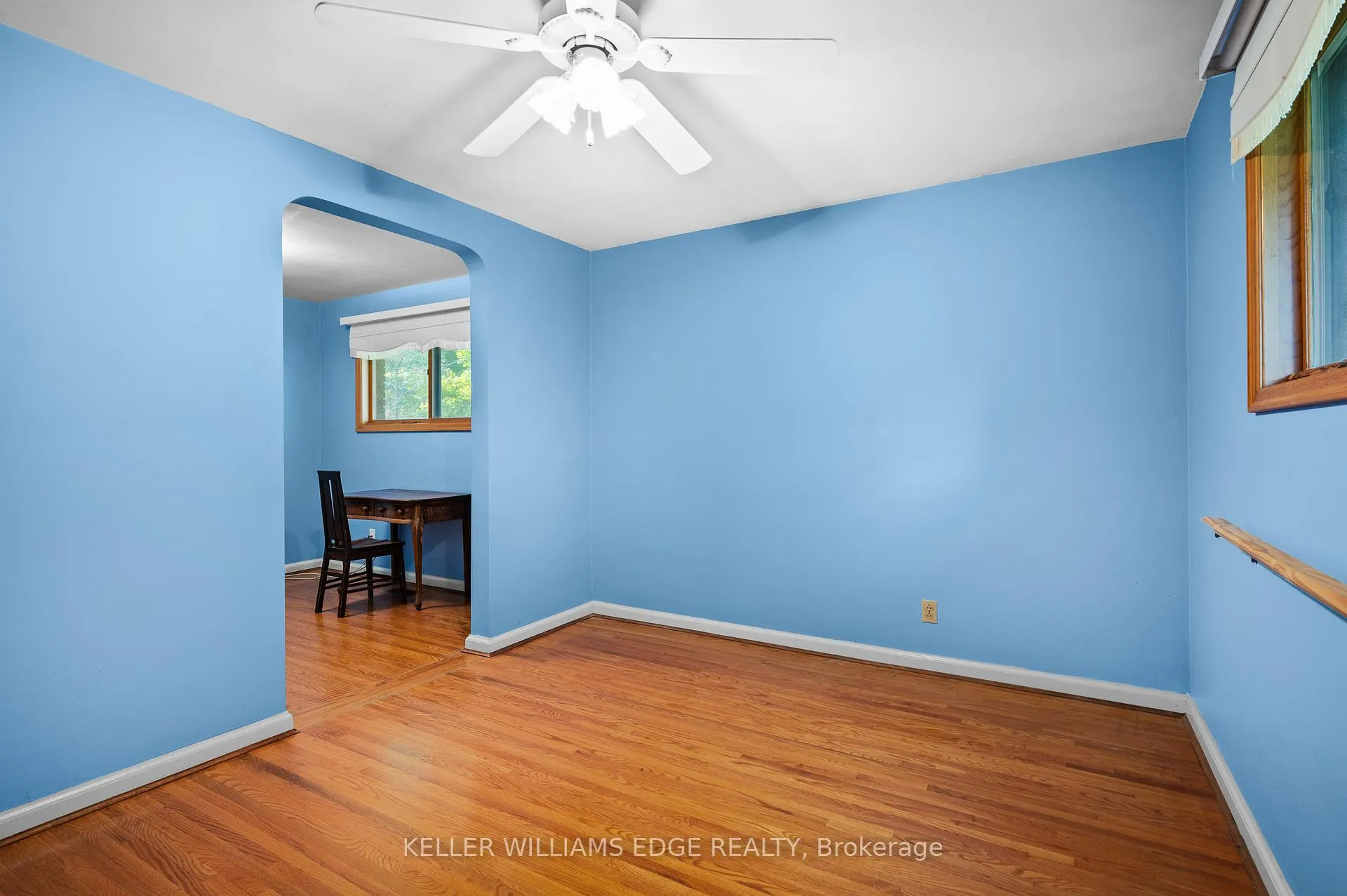 Photo 21 of 38 Osler Drive, Hamilton, Dundas — HOMEH