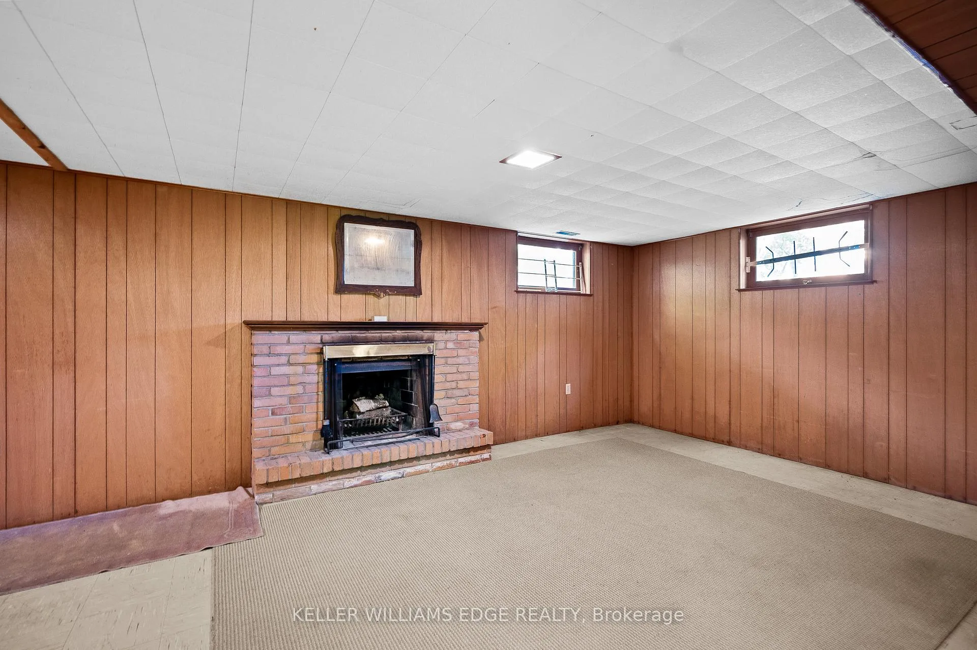 Photo 23 of 38 Osler Drive, Hamilton, Dundas — HOMEH