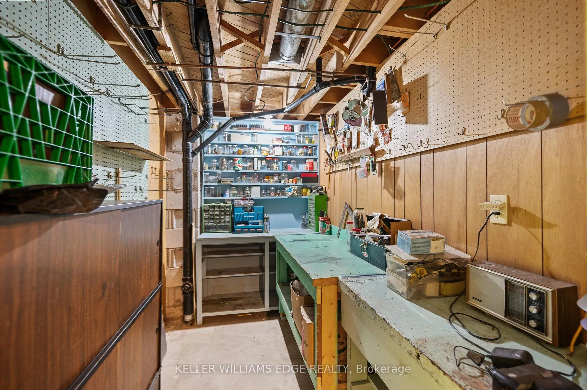 Photo 27 of 38 Osler Drive, Hamilton, Dundas — HOMEH