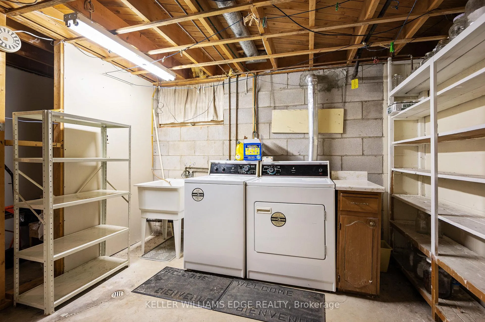 Photo 28 of 38 Osler Drive, Hamilton, Dundas — HOMEH