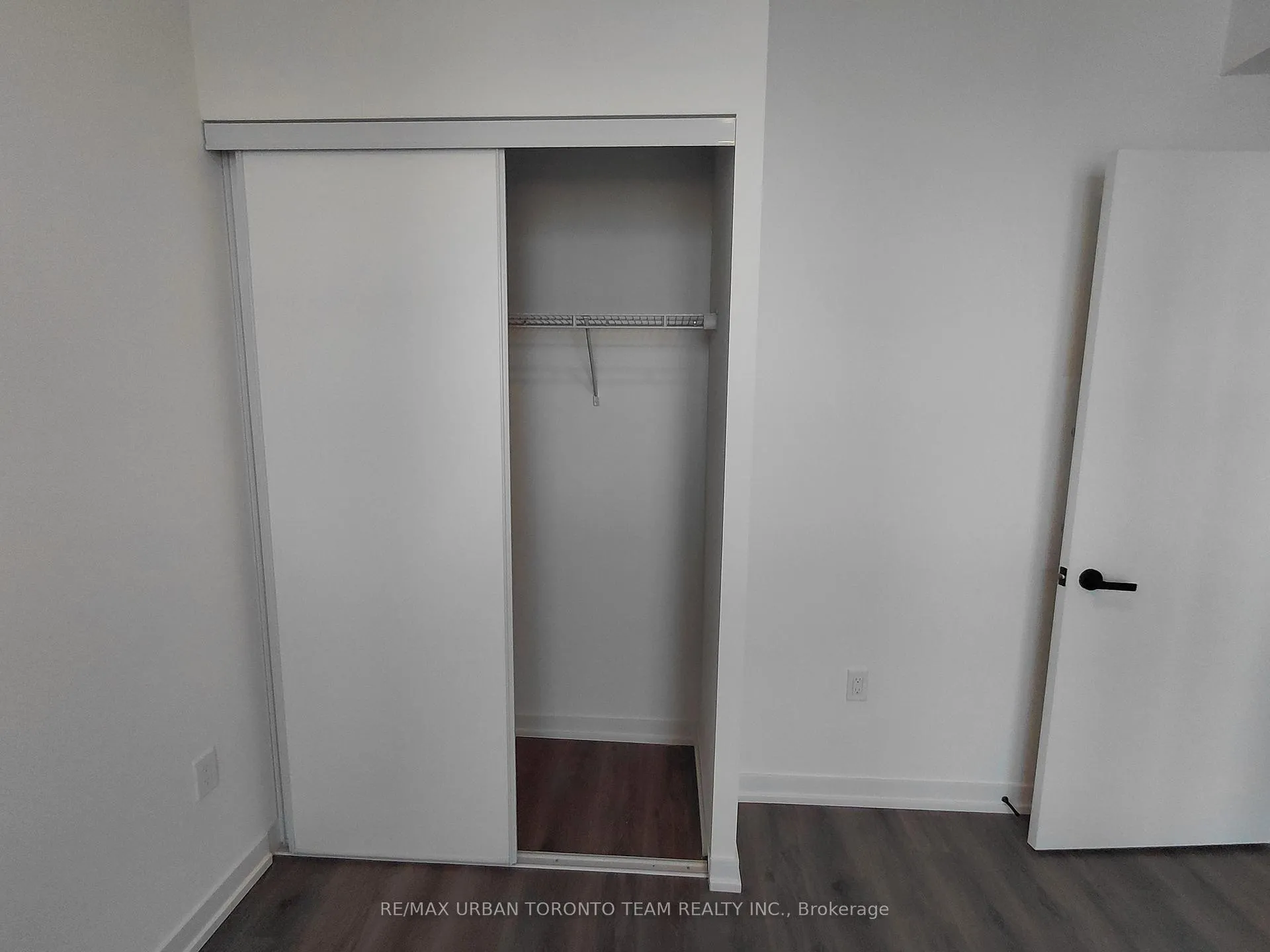 Photo 6 of Unit 3007, 28 Interchange Way, Vaughan, Vaughan Corporate Centre — HOMEH