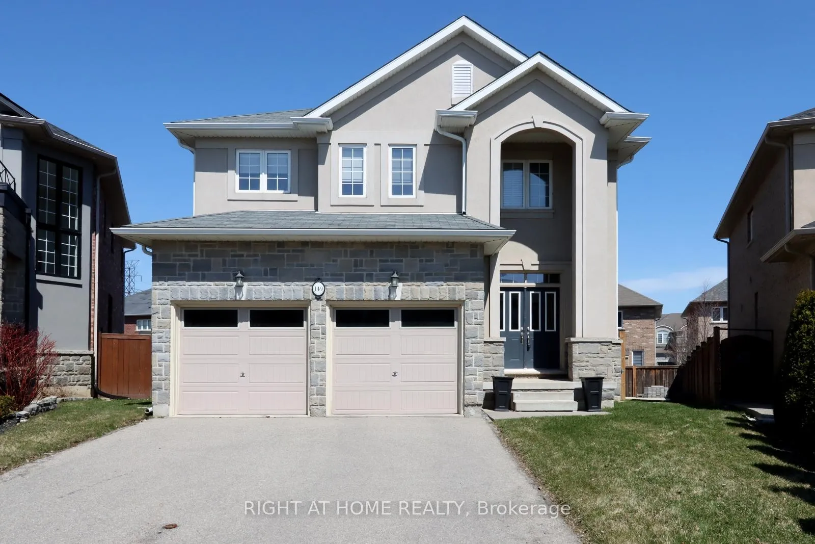 Photo 2 of 149 Vinton Road, Hamilton, Ancaster — HOMEH
