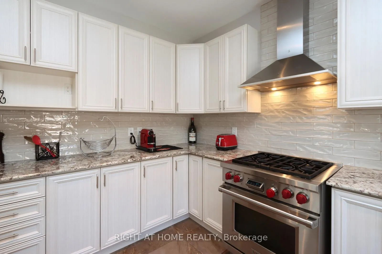 Photo 12 of 149 Vinton Road, Hamilton, Ancaster — HOMEH