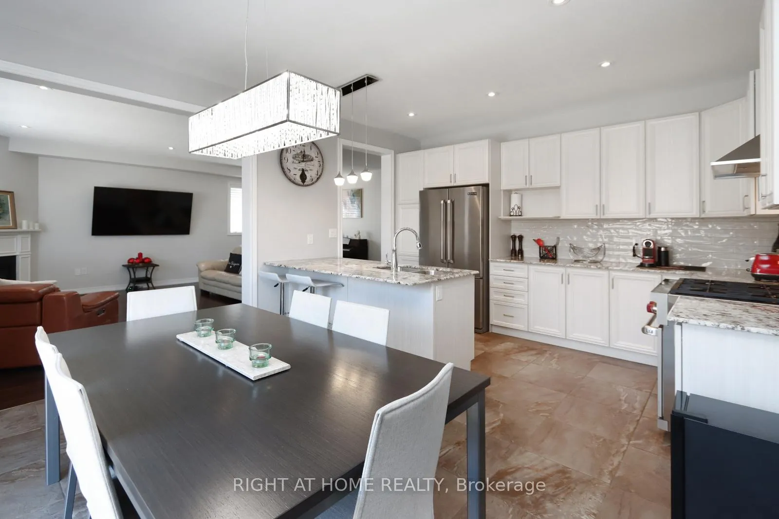 Photo 14 of 149 Vinton Road, Hamilton, Ancaster — HOMEH