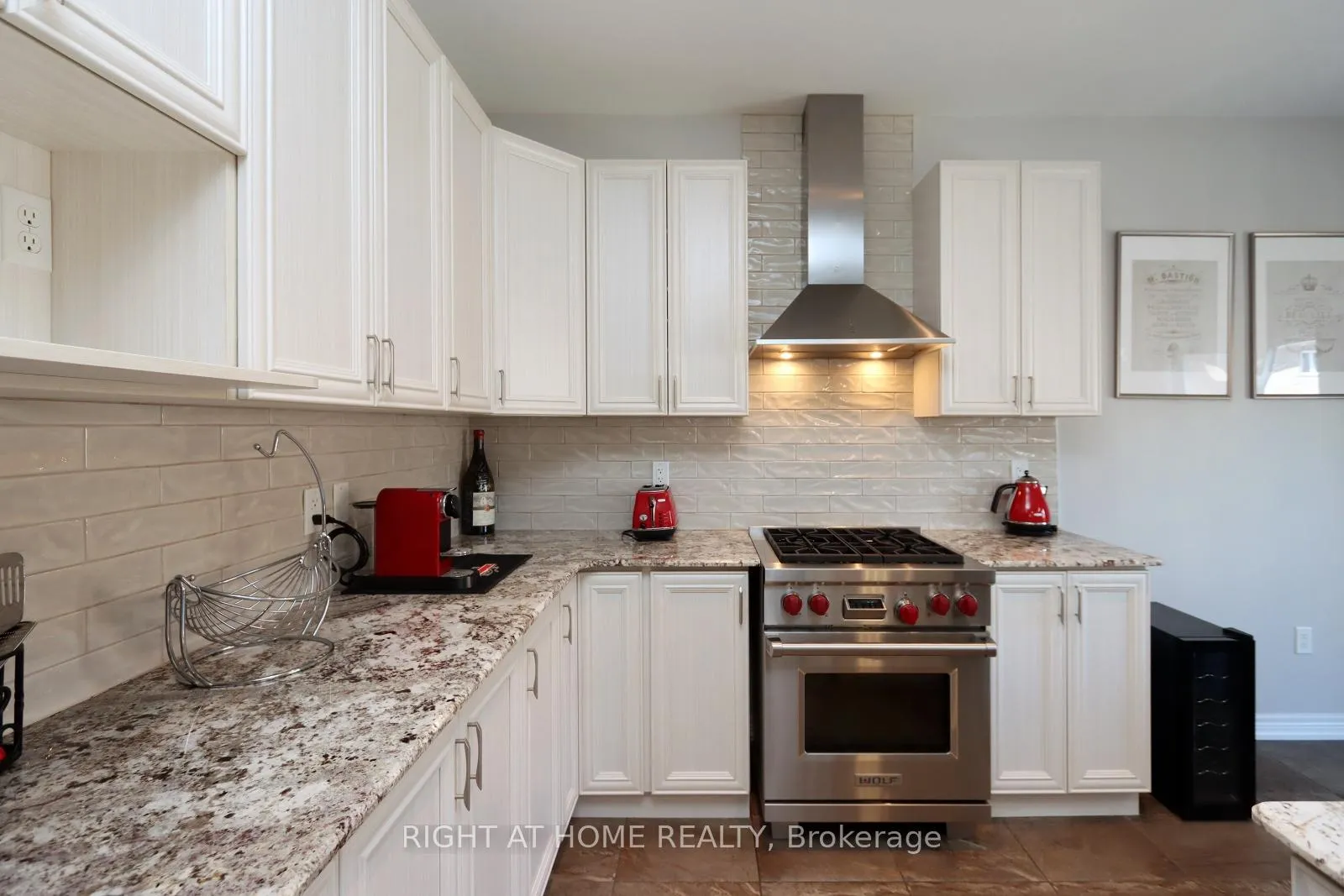 Photo 17 of 149 Vinton Road, Hamilton, Ancaster — HOMEH