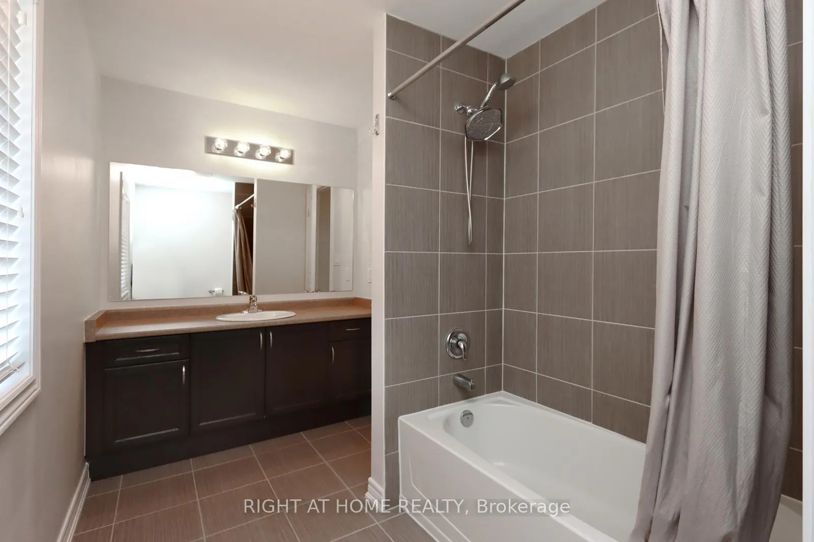 Photo 27 of 149 Vinton Road, Hamilton, Ancaster — HOMEH