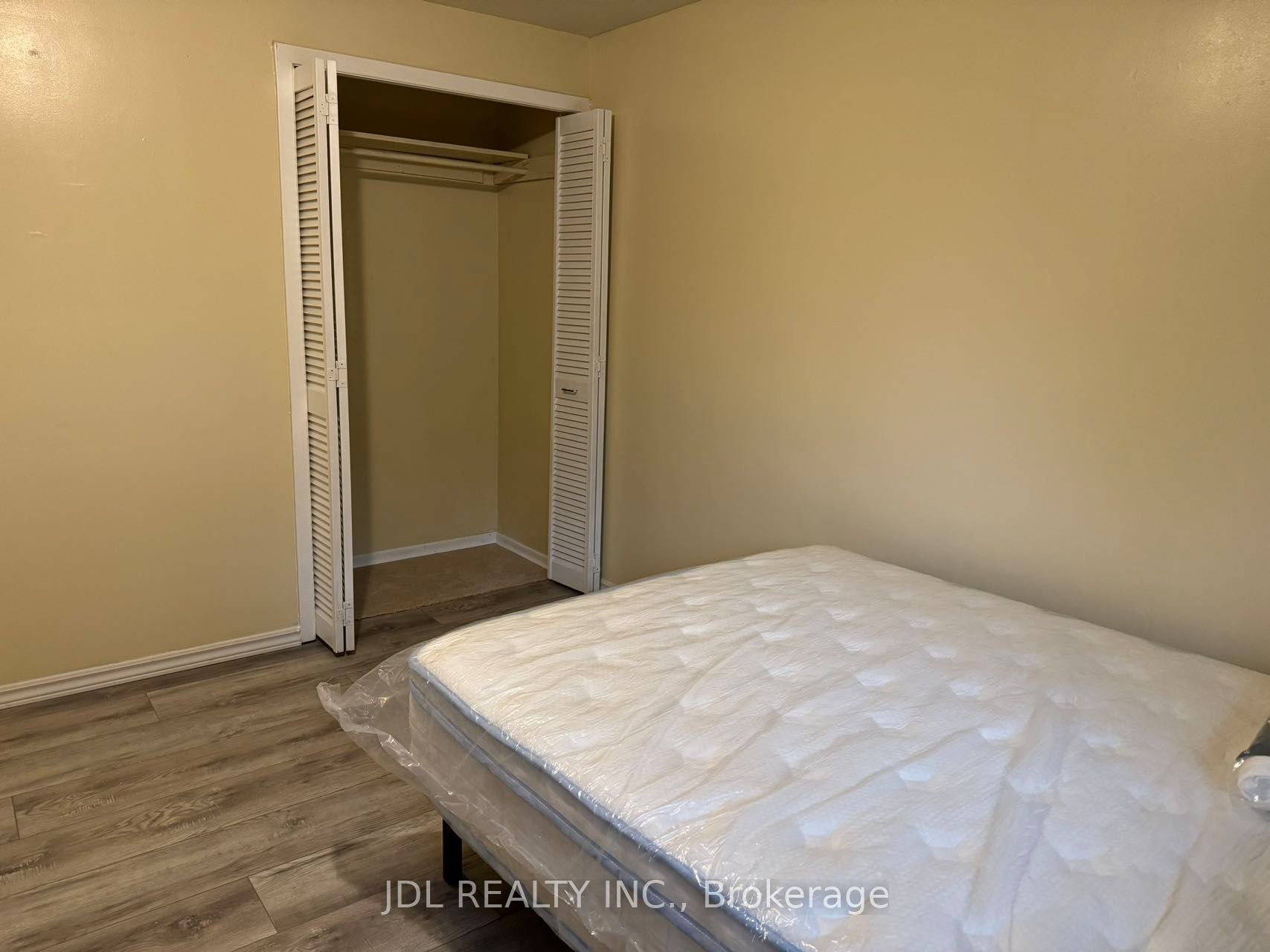 Photo 3 of Unit Room, 384 Albert Street, Waterloo — HOMEH