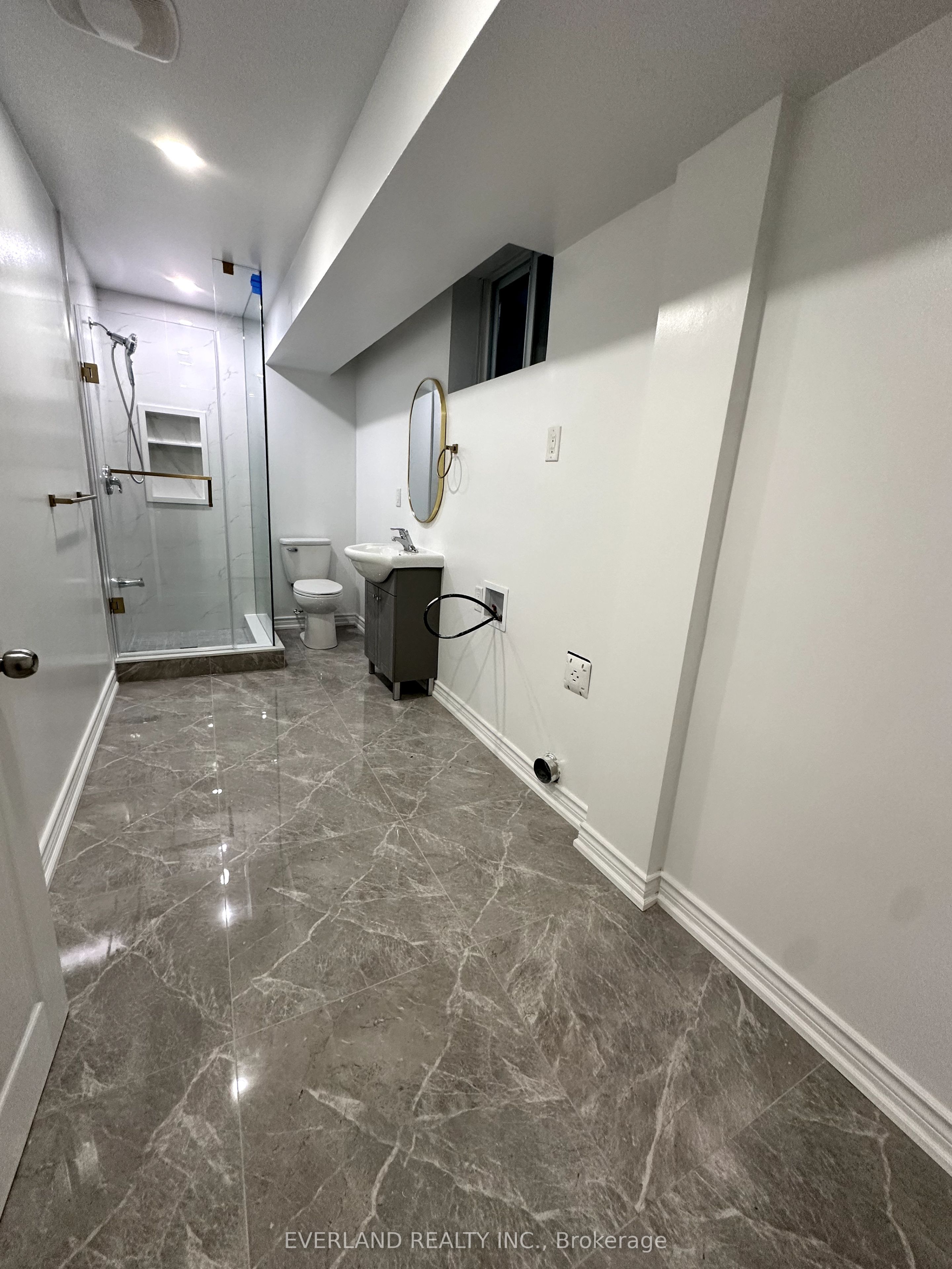 Photo 4 of Unit room, 1144 garner Road, Niagara Falls, Stamford — HOMEH