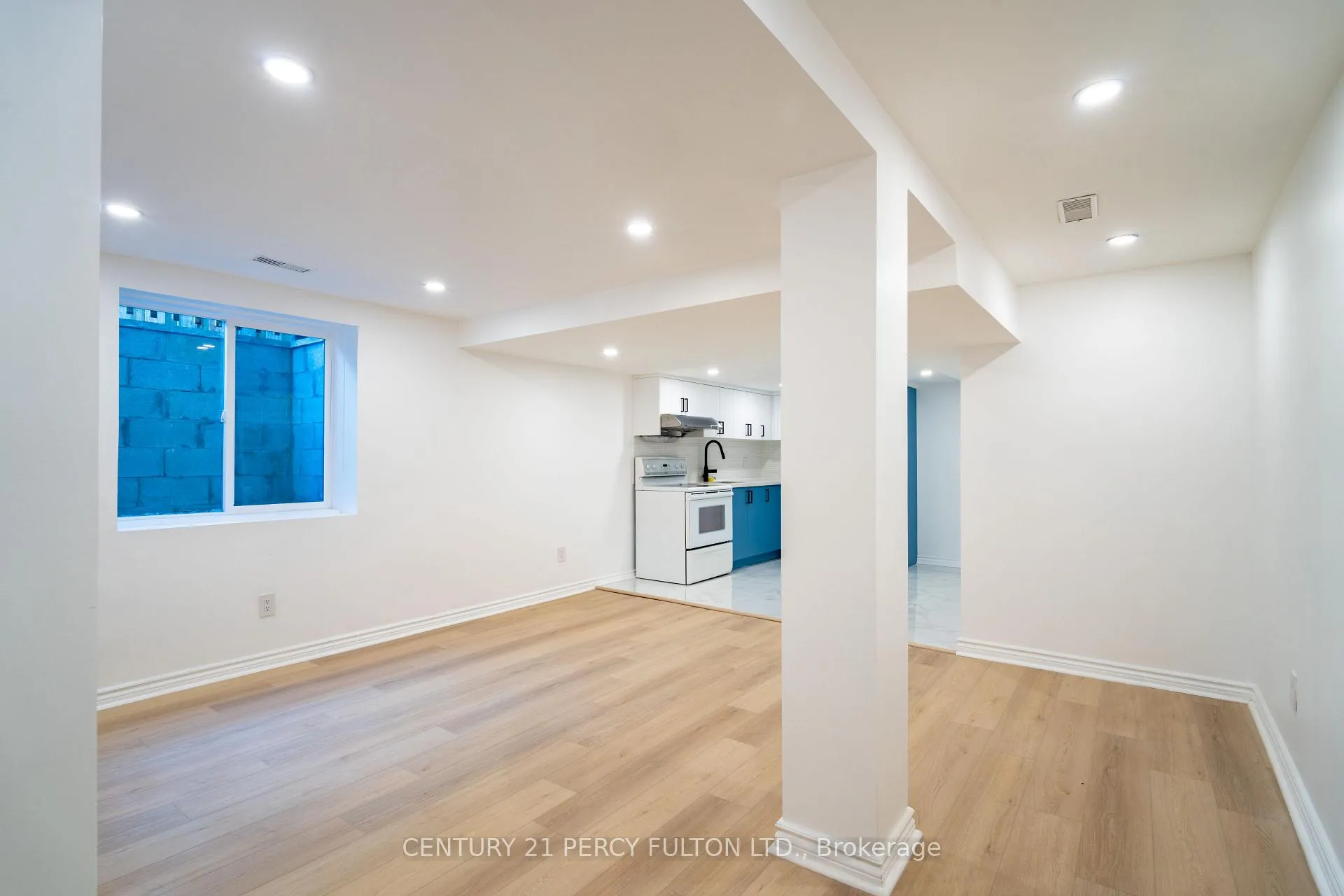 Photo 4 of 1198 Maple Gate Road, Pickering, Liverpool — HOMEH