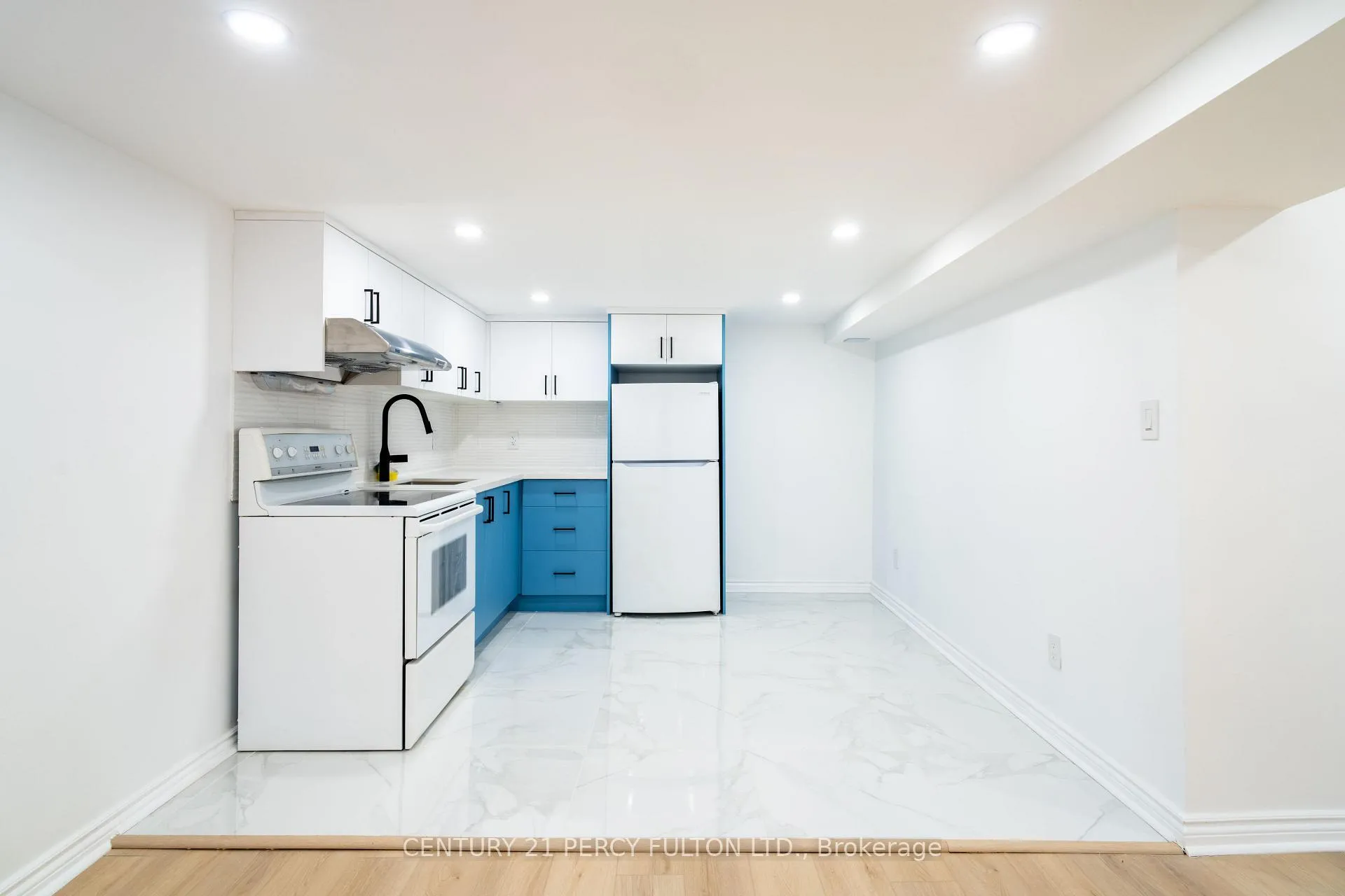 Photo 5 of 1198 Maple Gate Road, Pickering, Liverpool — HOMEH