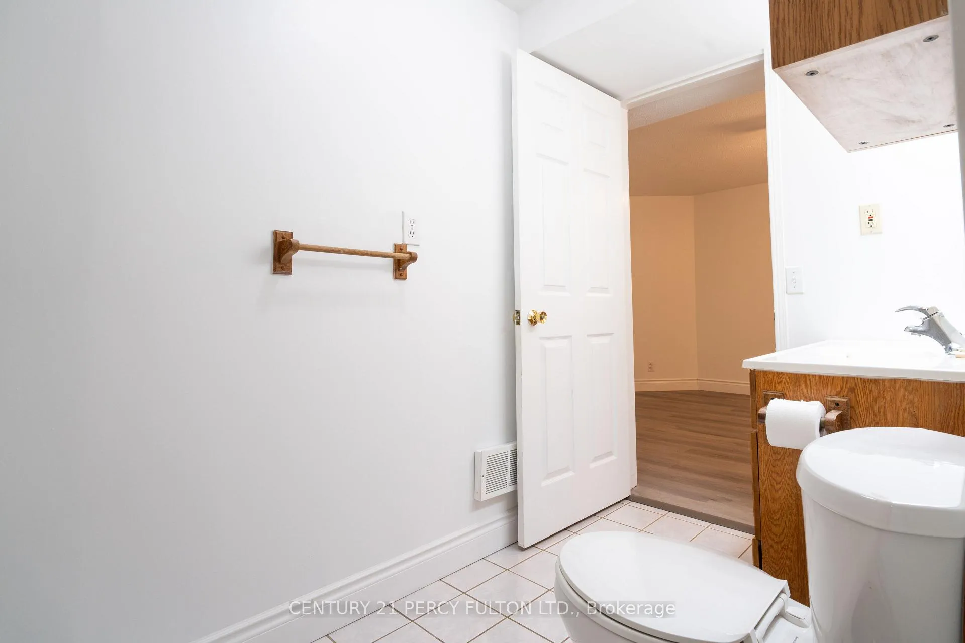 Photo 11 of 1618 Major Oaks Road, Pickering, Brock Ridge — HOMEH