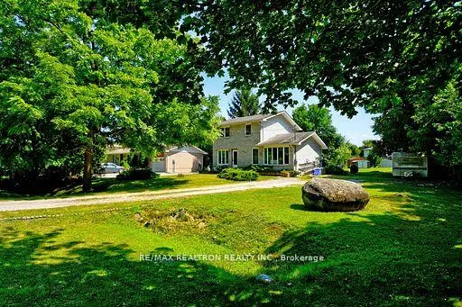 Photo 2 of 589 Lake Drive E, Georgina, Historic Lakeshore Communities — HOMEH