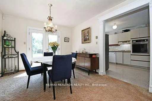 Photo 8 of 589 Lake Drive E, Georgina, Historic Lakeshore Communities — HOMEH