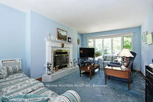 Photo 12 of 589 Lake Drive E, Georgina, Historic Lakeshore Communities — HOMEH