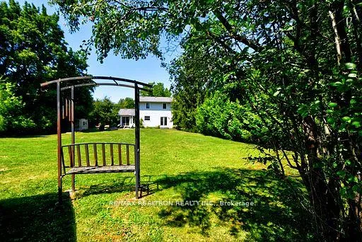 Photo 21 of 589 Lake Drive E, Georgina, Historic Lakeshore Communities — HOMEH