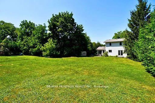 Photo 22 of 589 Lake Drive E, Georgina, Historic Lakeshore Communities — HOMEH
