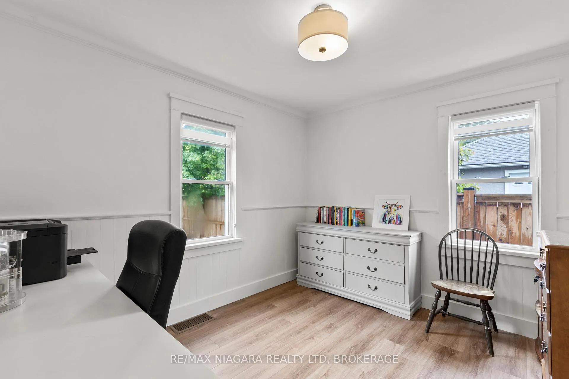 Photo 19 of 35 Tecumseh Street, St. Catharines, Bunting/Linwell — HOMEH