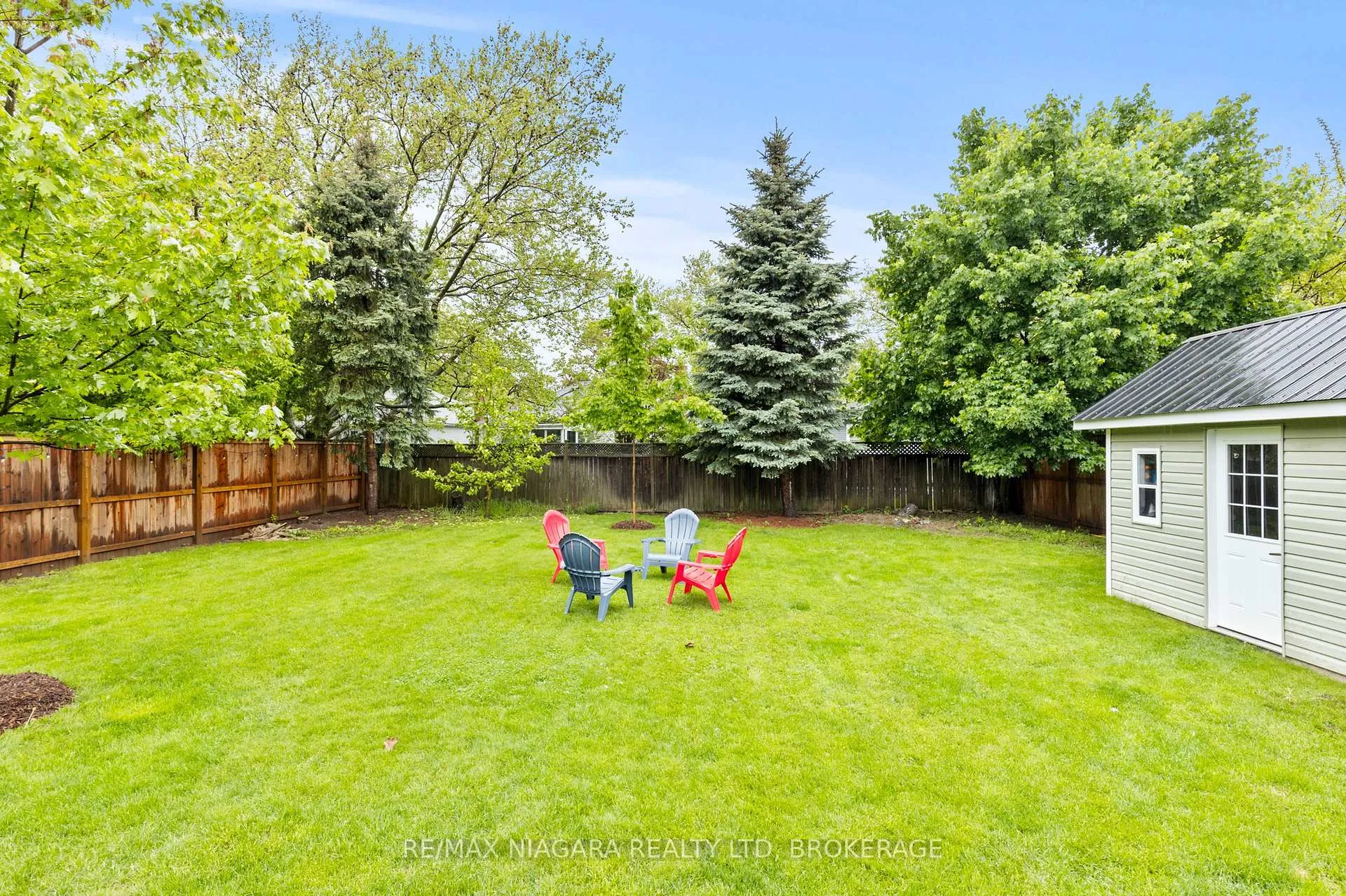 Photo 40 of 35 Tecumseh Street, St. Catharines, Bunting/Linwell — HOMEH