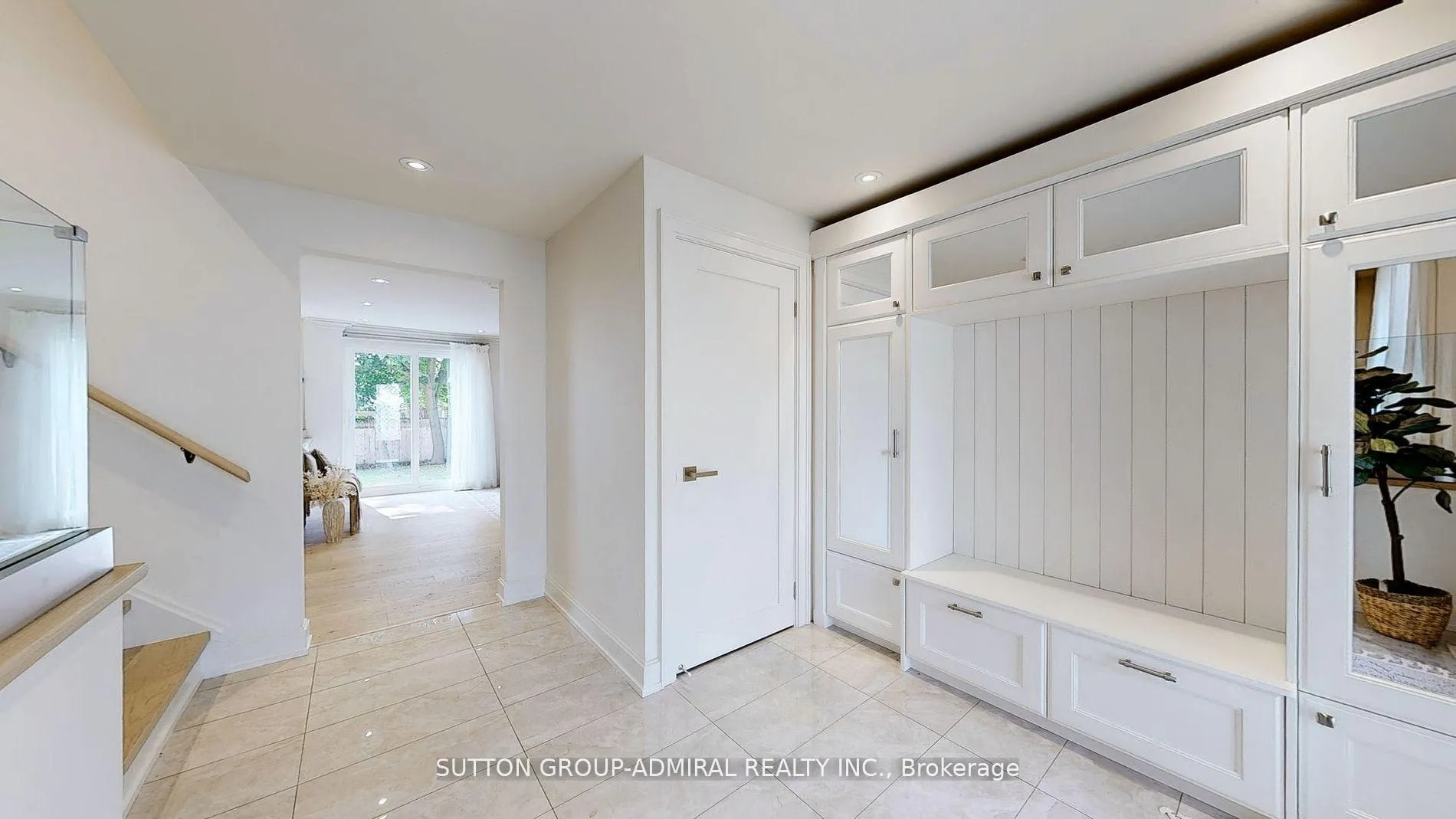 Photo 5 of 25 Silver Aspen Drive, Markham, Royal Orchard — HOMEH