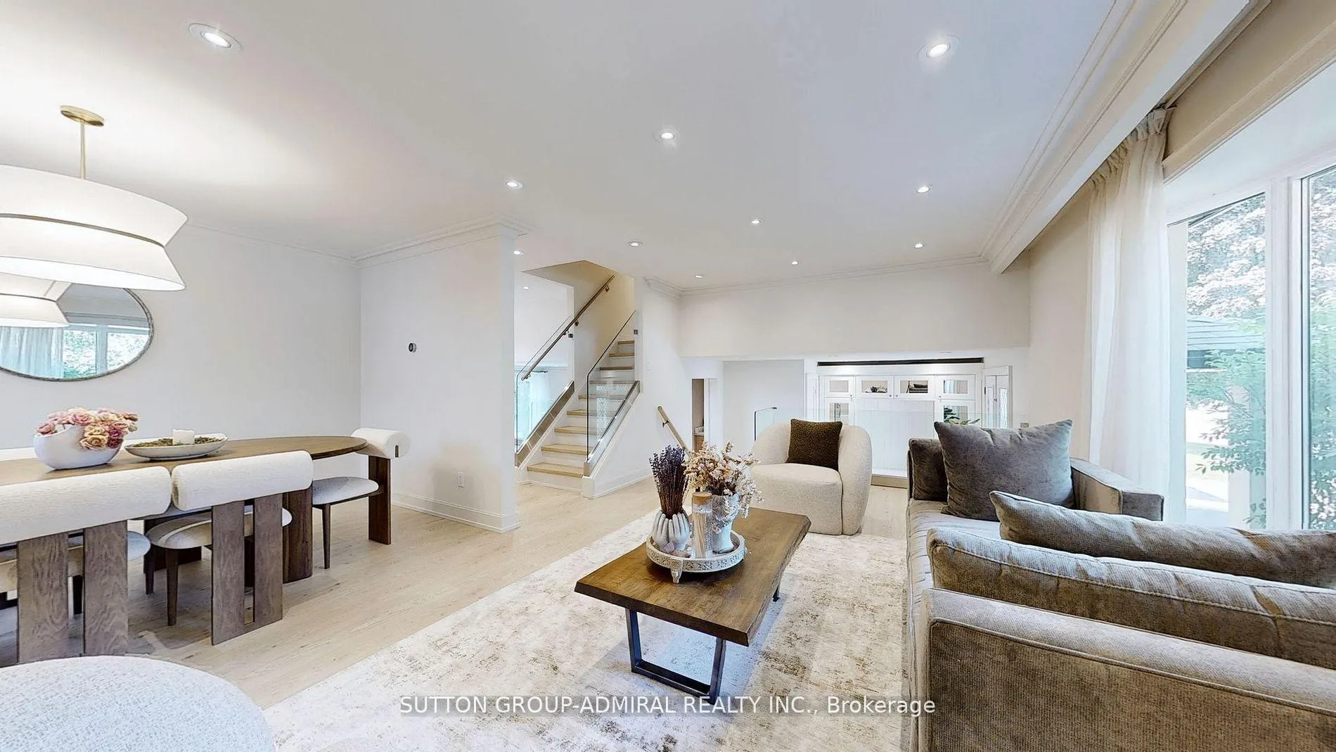 Photo 7 of 25 Silver Aspen Drive, Markham, Royal Orchard — HOMEH