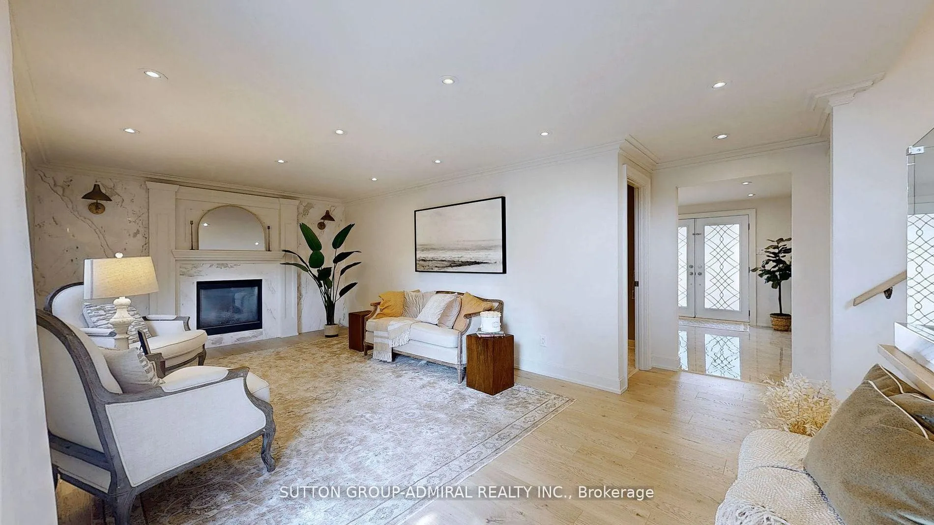 Photo 12 of 25 Silver Aspen Drive, Markham, Royal Orchard — HOMEH