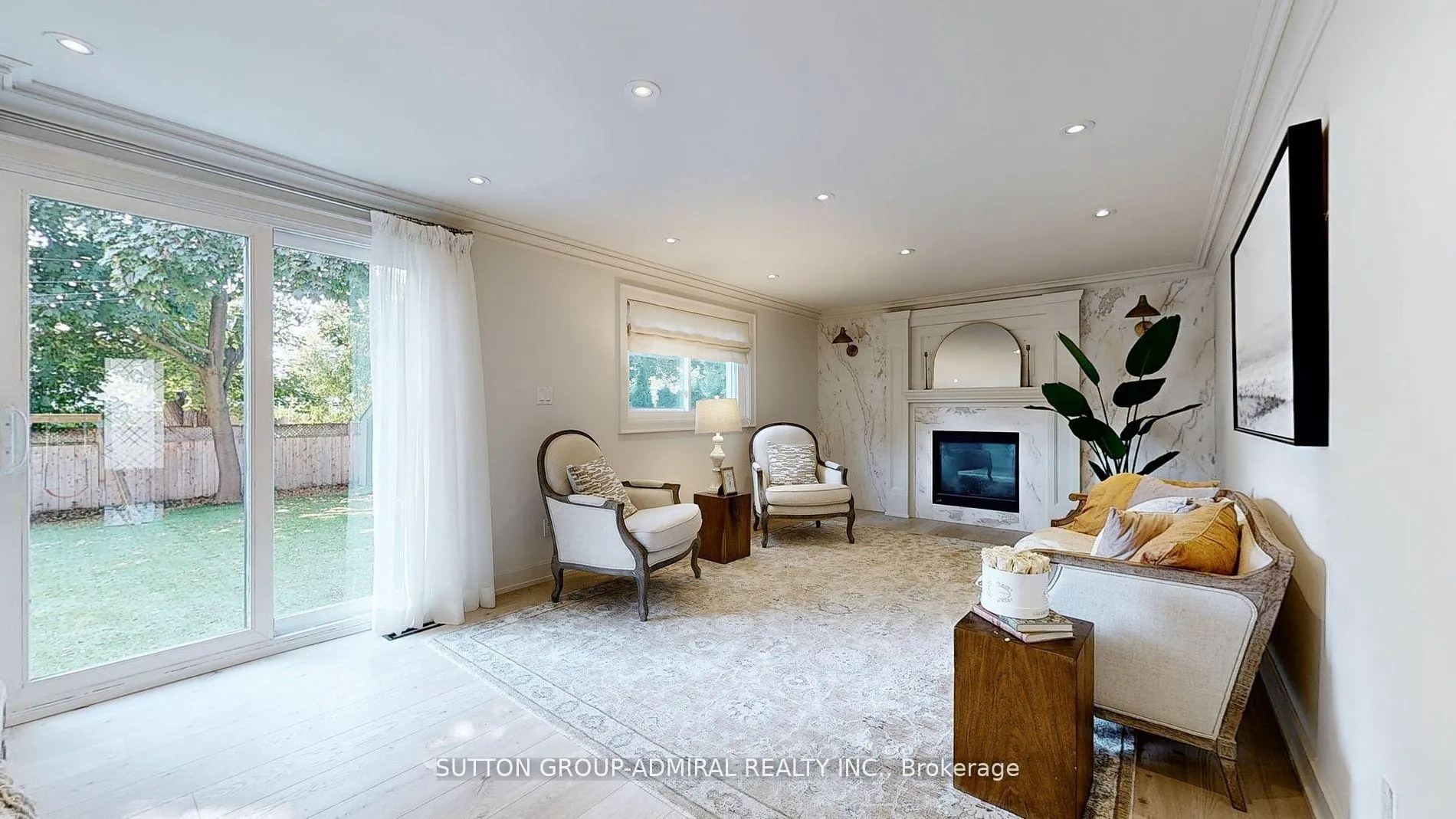 Photo 13 of 25 Silver Aspen Drive, Markham, Royal Orchard — HOMEH