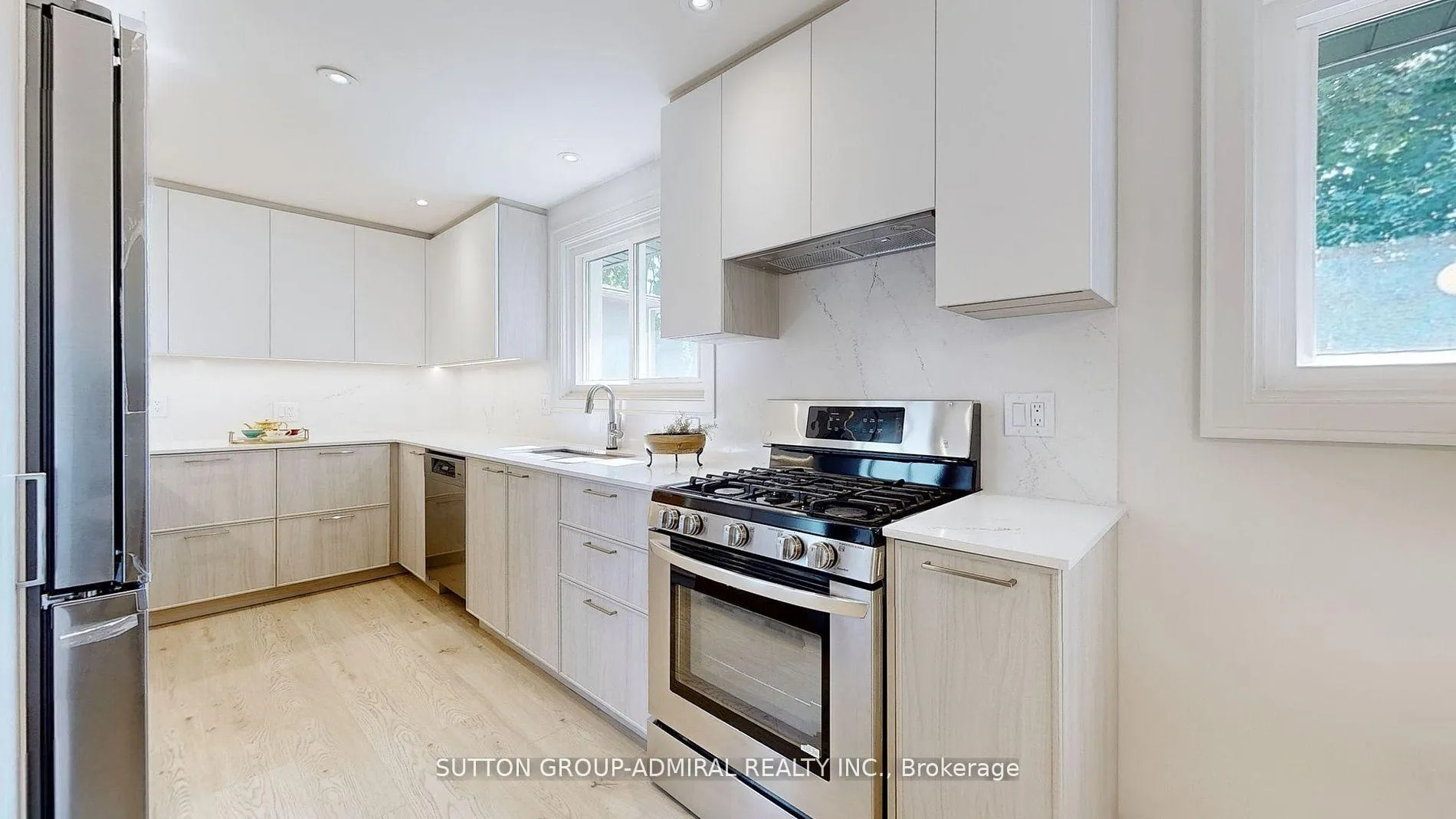 Photo 22 of 25 Silver Aspen Drive, Markham, Royal Orchard — HOMEH
