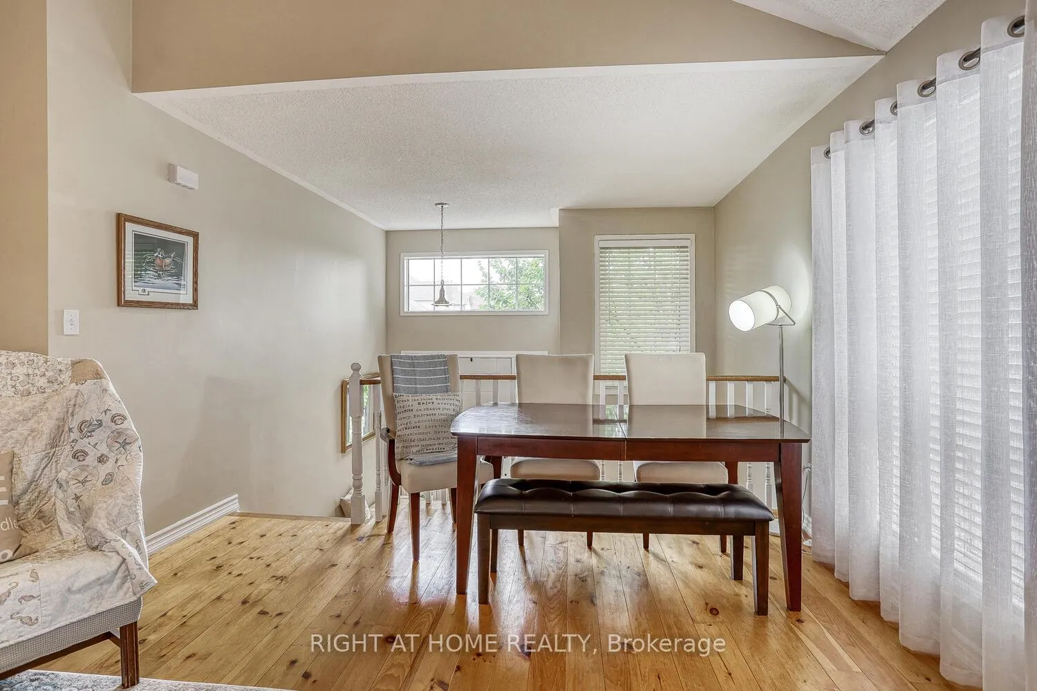 Photo 9 of 618 Aldershot Drive, Oshawa, Eastdale — HOMEH