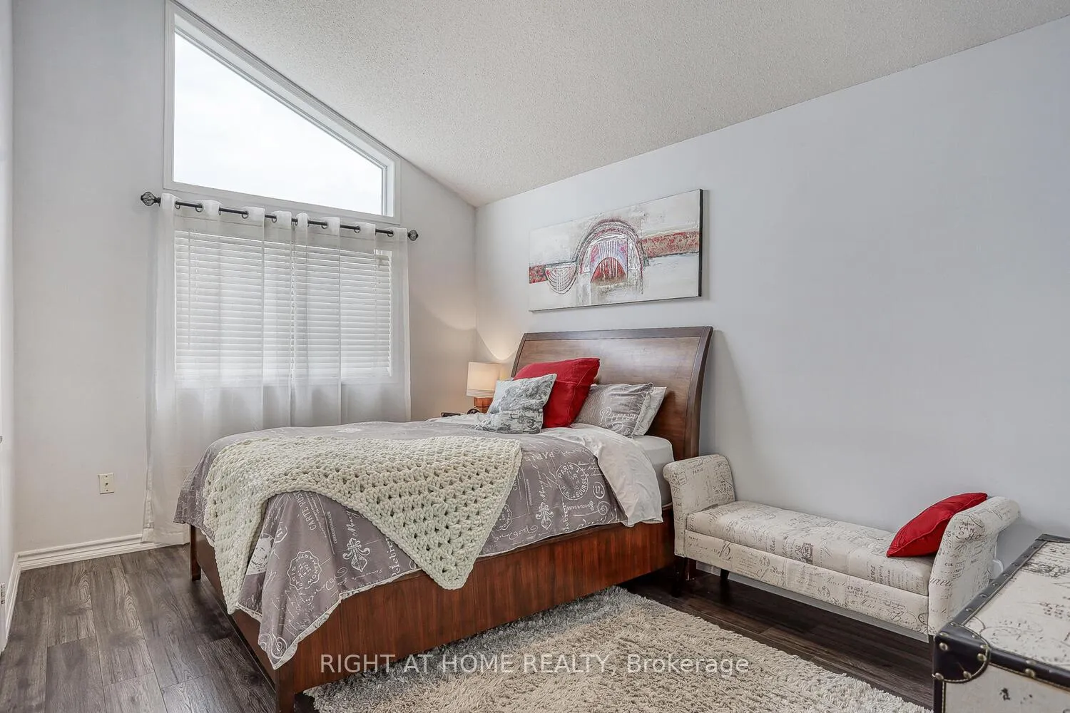 Photo 17 of 618 Aldershot Drive, Oshawa, Eastdale — HOMEH